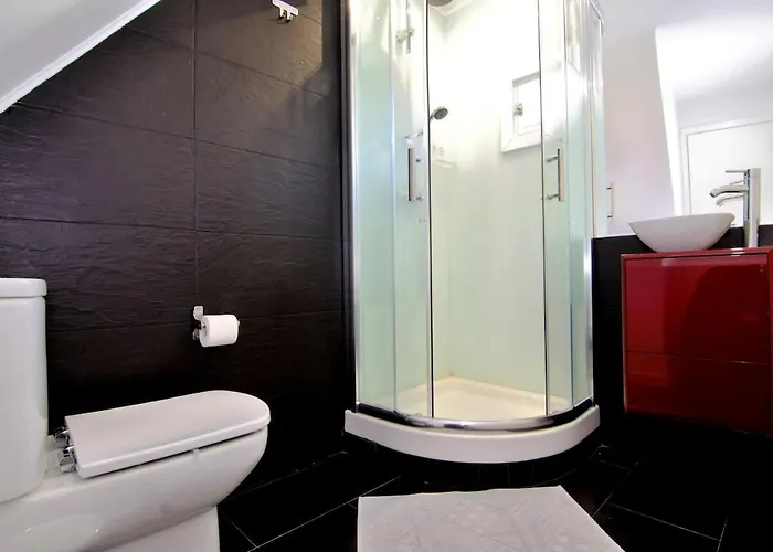 2nd Tram 28 Διαμέρισμα *